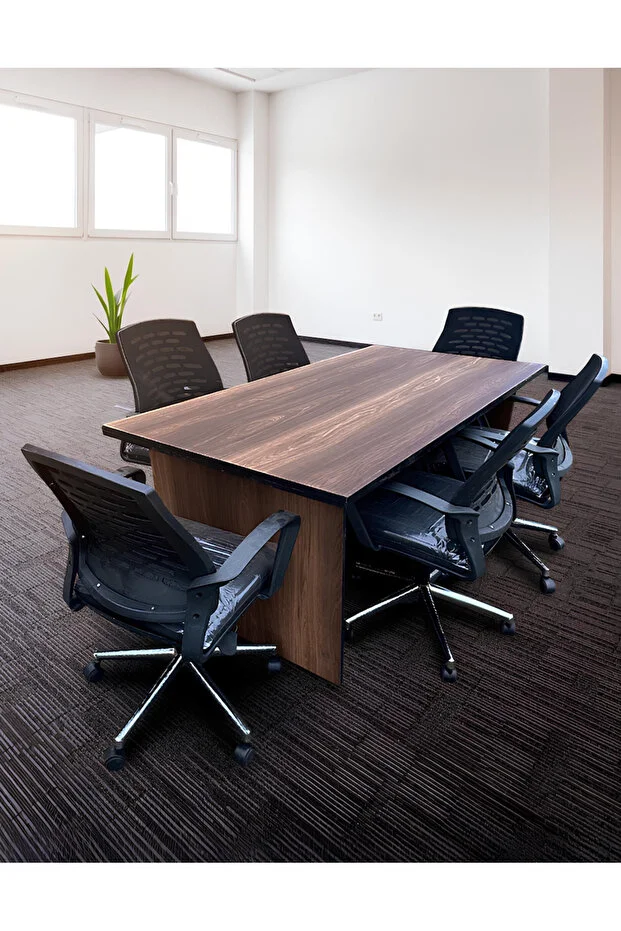 Arel Toplantı Masası - Sandalyeler Dahil